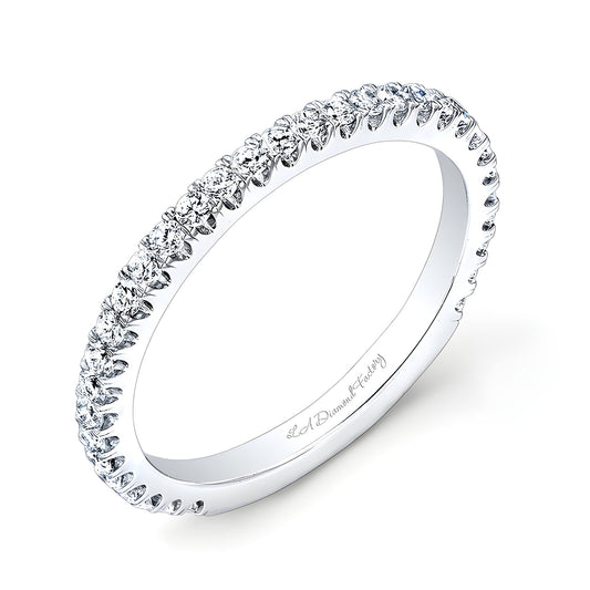 Scalloped Pave Diamond Wedding Band (1/4 ctw)
