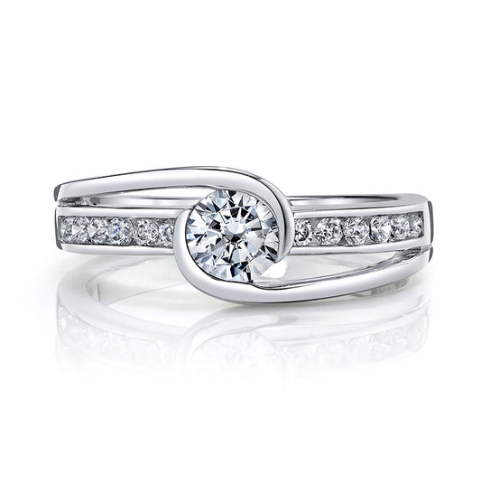 Ladies Round Engagement Ring 28101
